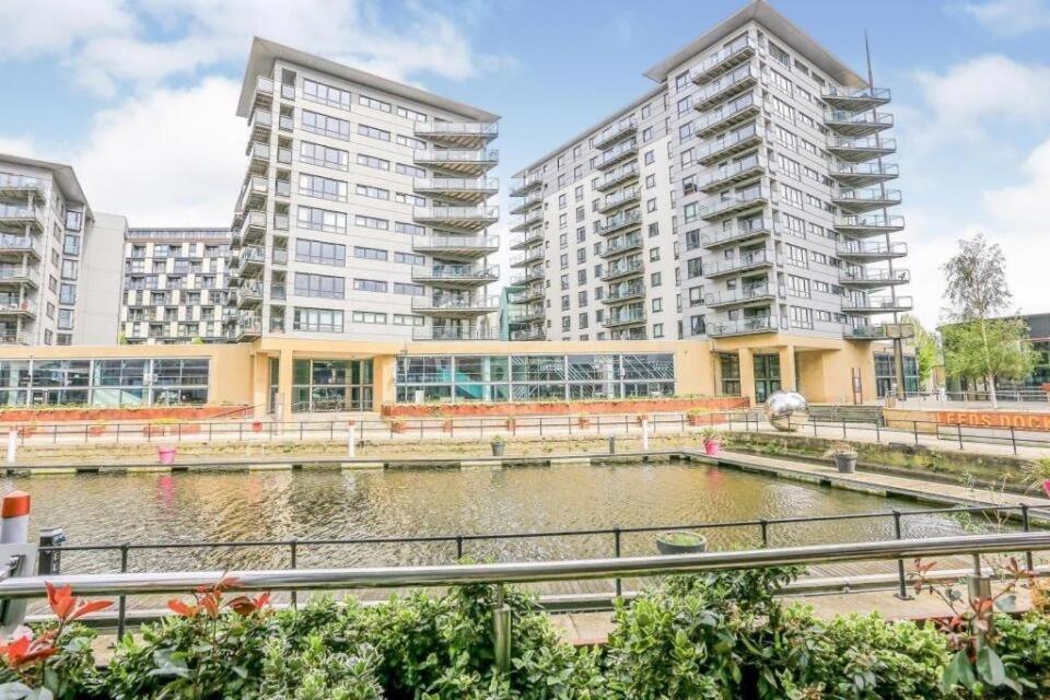 Deluxe River Canal View & Free Secure Parking! Leeds  Dış mekan fotoğraf
